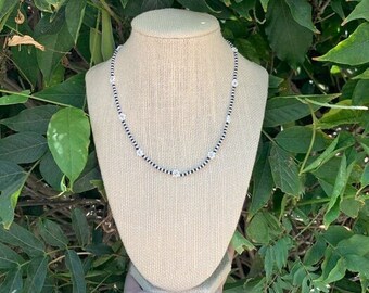 Black and White Beaded Daisy Chain Necklace