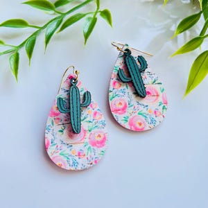 Cactus Jewelry, Floral Cactus Earrings, Cork and Leather Earrings, Cactus Earrings, Summer Earrings, Easter Earrings, Spring Earrings