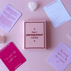 Mini carte di potenziamento giornaliero con 30 carte, carte lucide di incoraggiamento per l'amor proprio e la motivazione, un piccolo regalo di potenziamento