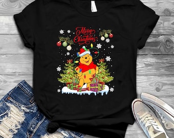 Merry Christmas Disney Shirt, Winnie the Pooh Christmas gift Shirt, Christmas sweatshirt, Disney Pooh shirt,Disneyland Shirt, Gift Tee331