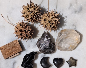 Mini Alter Crystal Set: Obsidian Carvings, Spirit Board & Witches Burrs