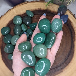 Green Aventurine Tumbled Stone