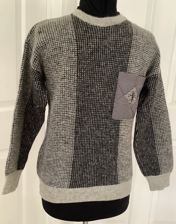 Stylish & Warm - Mens Yves Saint Laurent Wool Jum… - image 4