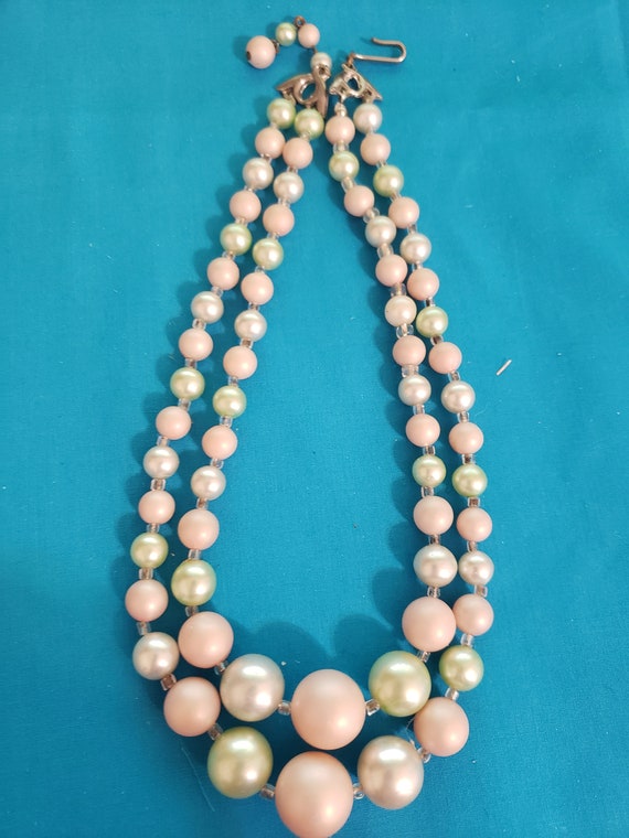 Lucite/plastic 1,2,3, Strand Necklaces - image 3
