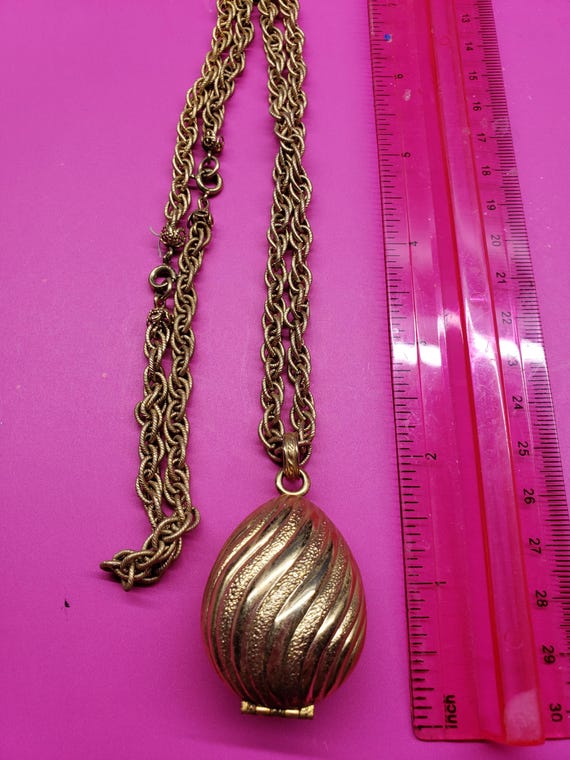 Avon - Solid Perfume Compact Necklace - image 5