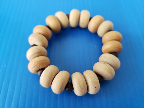 Vintage Stretch Bracelets, 40s-50s Lucite, Wood, … - image 6