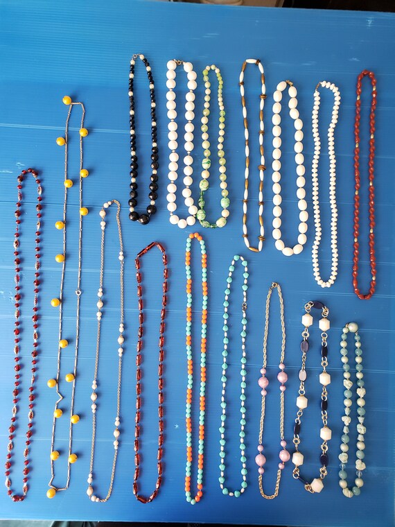 Lot of 16 Necklaces for Sale