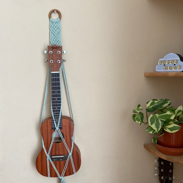 Green macrame ukulele hanger, music home decor, boho living room wall decor, eco friendly gifts for music lover, wall mount, ukulele sling