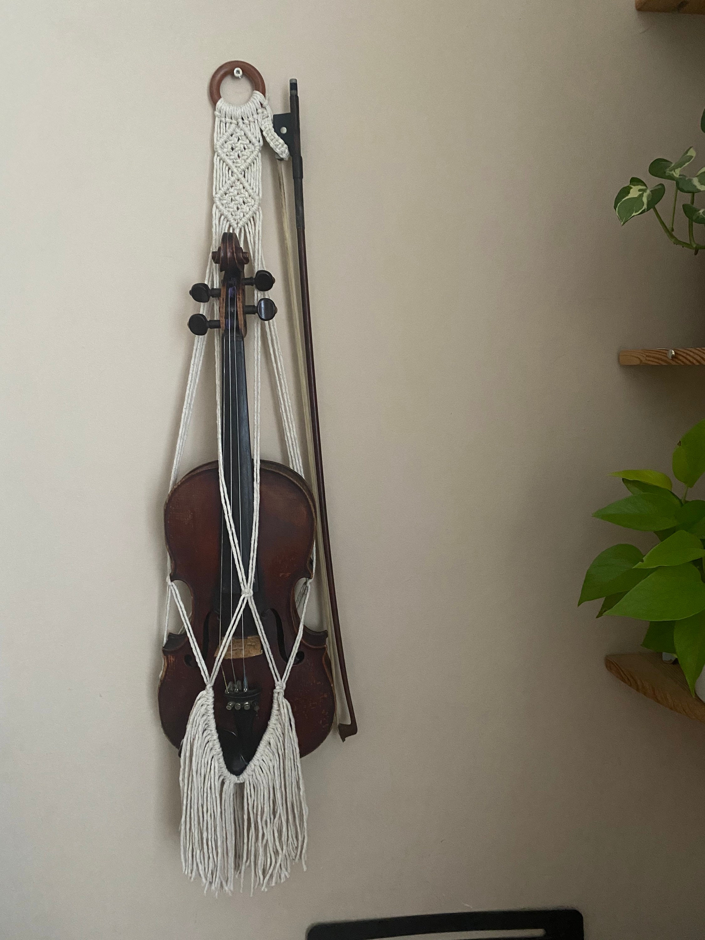 Heavy Duty Guitar Hanger Violin Hanger Wall Mount With Bow Hook - Heavy Duty Display Rack For Guitars, Violas & Ukuleles Violin Wall Hanger