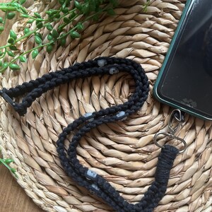Black Skull Macrame Phone Lanyard: Hands-Free Phone Tether