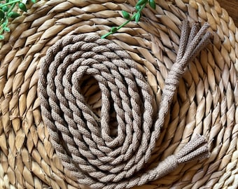 Ceinture en macramé tressé beige : nœud à pompon en coton recyclé