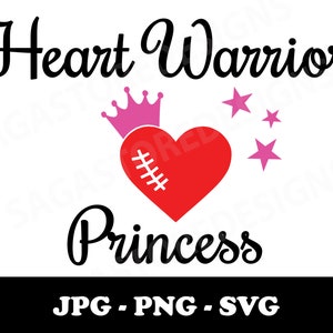 Puede incluir: Diseño gráfico de Princesa Guerrera del Corazón con una corona rosa, un corazón rojo con puntadas y estrellas rosas. El texto está en negro.