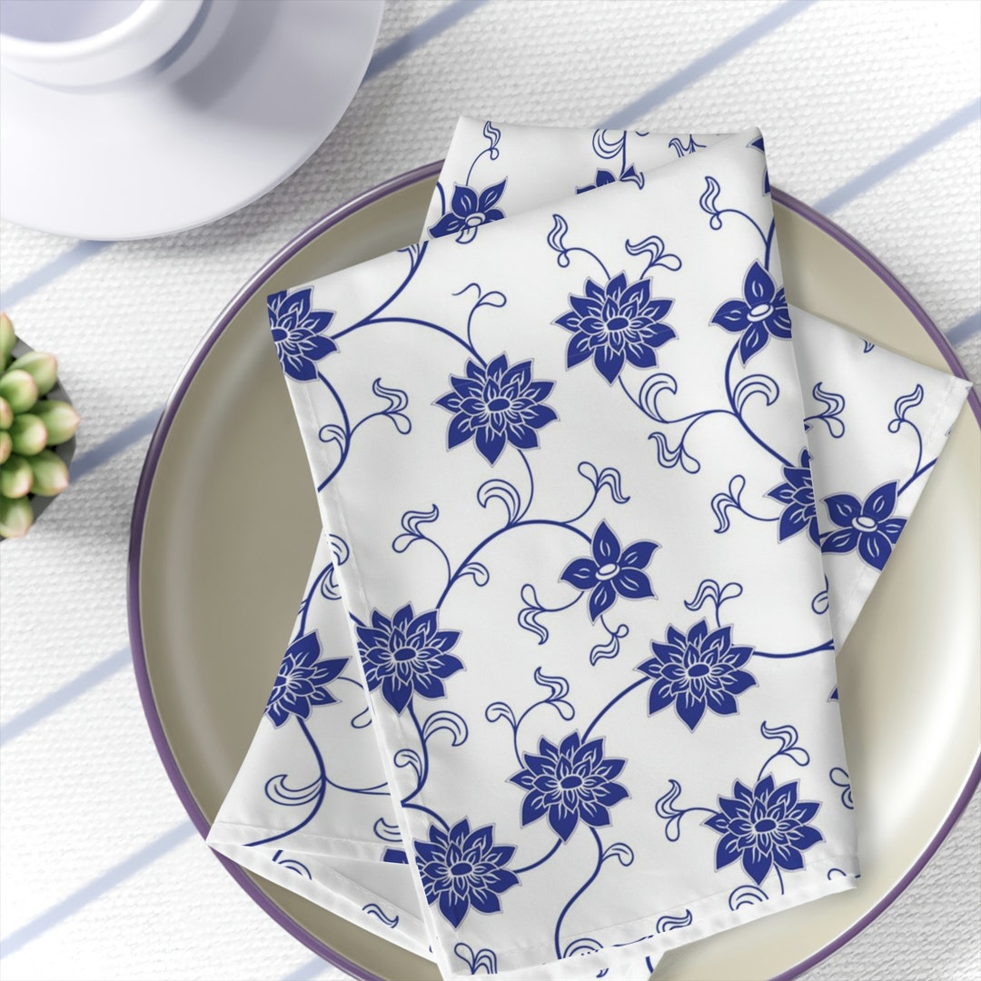 Chinoiserie Dinner Napkins Blue White Willow Scrolling Etsy
