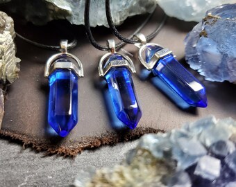 Kyber Crystal Pendant Star Wars Jedi Sith Themed Necklace YELLOW Hand Made Wire Wrapped Quartz Crystal Necklace Cosplay Prop Replica
