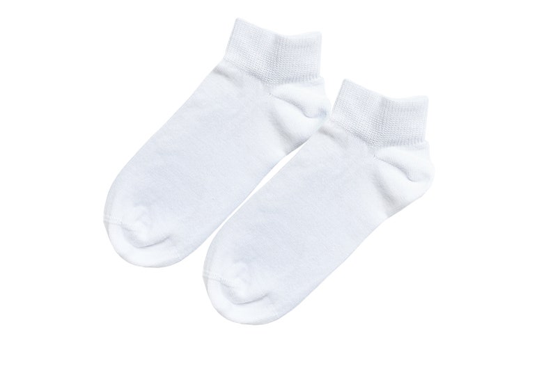 98% ORGANIC COTTON KID'S Ankle Socks 5-pack. Ages 5 Through 12. Comfy & Breathable. Basic Colors. Casual/Formal Wear. Back To School. White