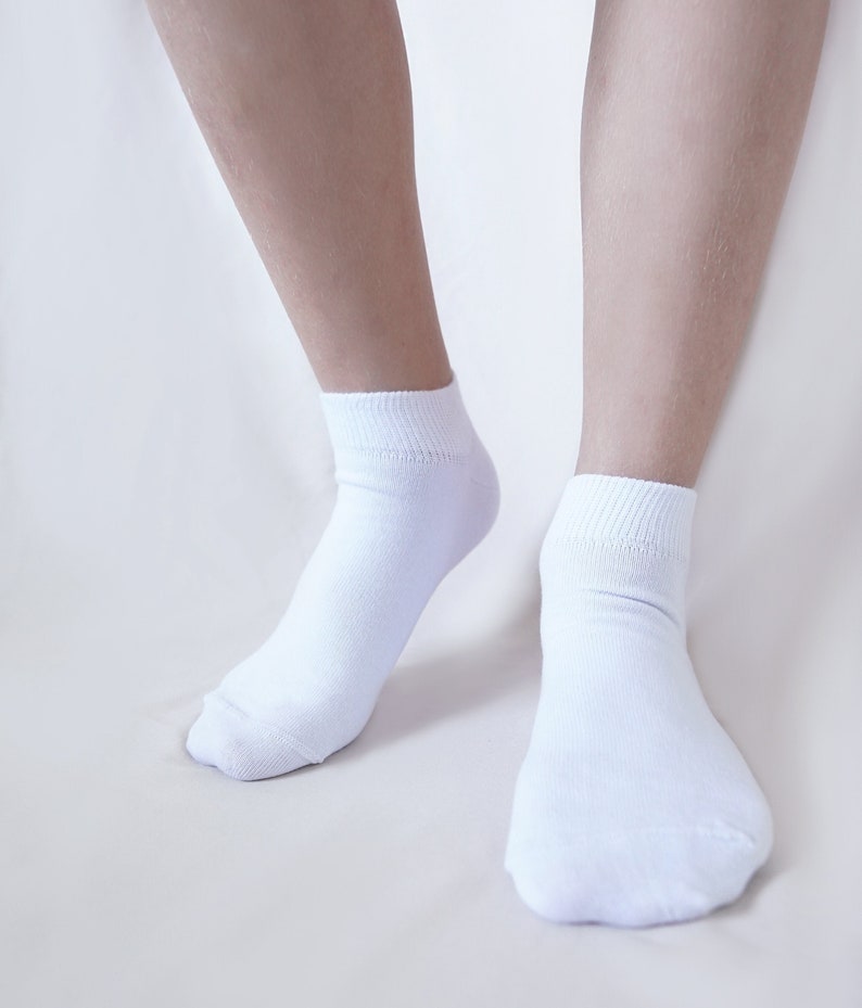 98% ORGANIC COTTON KID'S Ankle Socks 5-pack. Ages 5 Through 12. Comfy & Breathable. Basic Colors. Casual/Formal Wear. Back To School. image 1