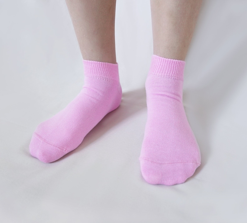 98% ORGANIC COTTON KID'S Ankle Socks 5-pack. Ages 5 Through 12. Comfy & Breathable. Basic Colors. Casual/Formal Wear. Back To School. image 7