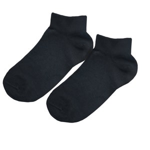 98% ORGANIC COTTON KID'S Ankle Socks 5-pack. Ages 5 Through 12. Comfy & Breathable. Basic Colors. Casual/Formal Wear. Back To School. Black