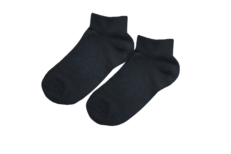 98% ORGANIC COTTON KID'S Ankle Socks 5-pack. Ages 5 Through 12. Comfy & Breathable. Basic Colors. Casual/Formal Wear. Back To School. Black