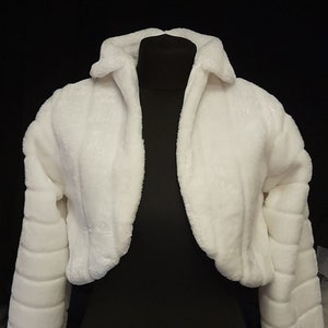 Off-White Faux Fur Bolero,Winter Wedding Jacket,Bridal Bolero With Collar And Long Sleeves