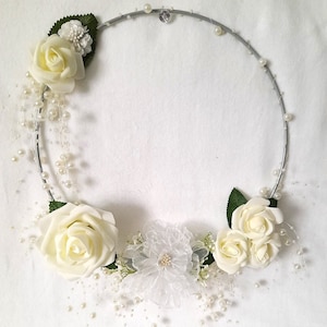 Unique Pearl Floral Hoop Bouquet in Ivory and Green - Beautiful Fall Wedding Bridesmaid Accessory