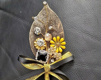 Men Wedding Boutonniere,Steampunk Black Boutonniere,Gold Button Hole