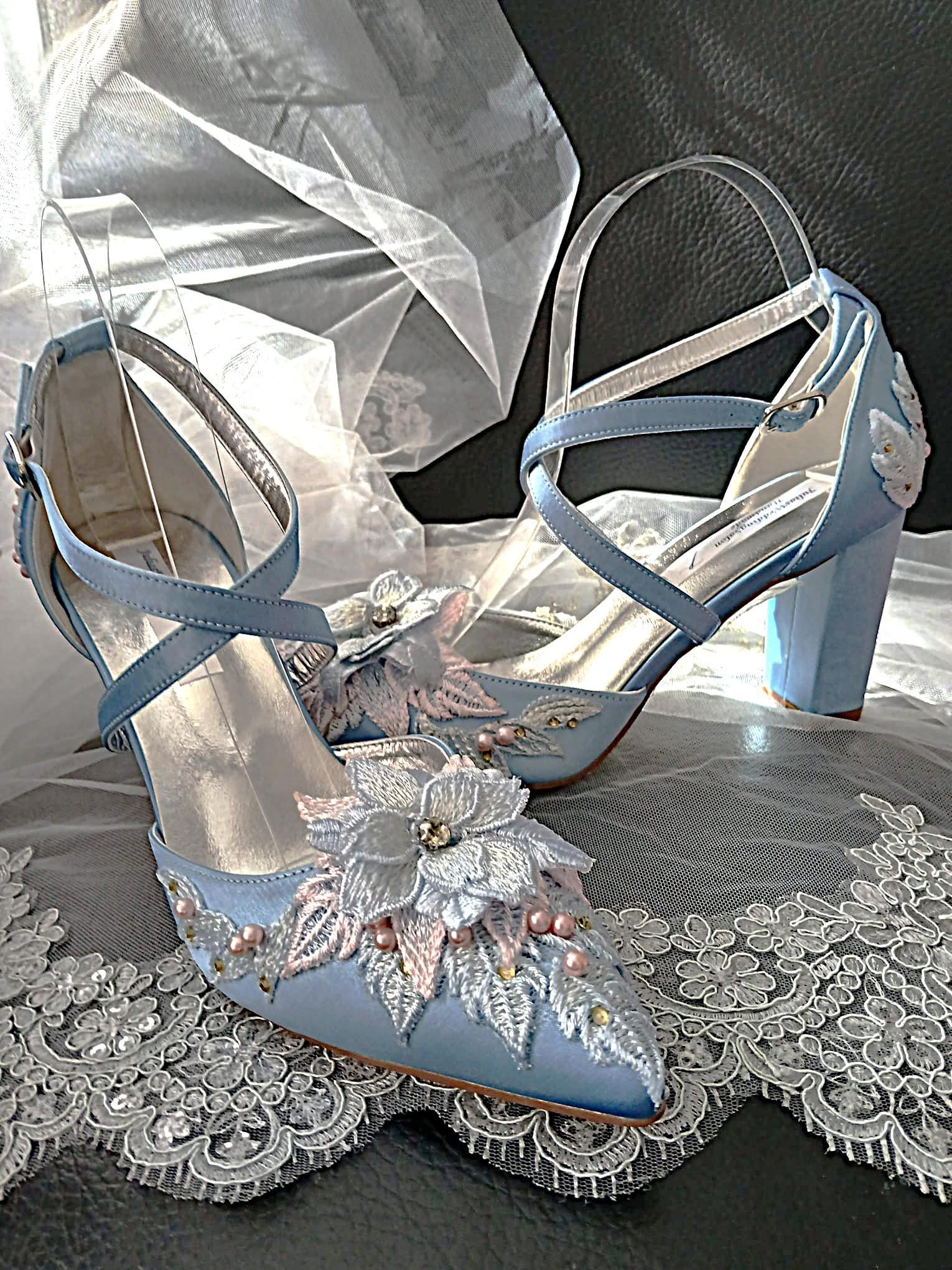 Floral Block Heel Sandal Set: Light Blue Hat & Clutch - Formal