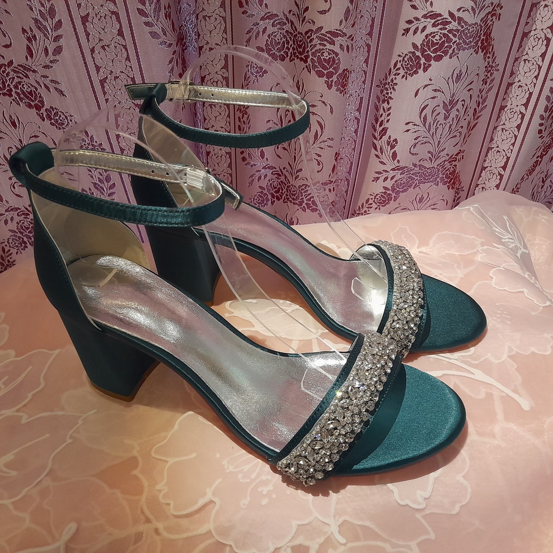 emerald green satin shoes