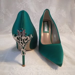 emerald green satin shoes
