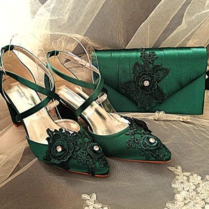 Emerald Green Set of Shoes And Evening Clutch Bag, Block Heel Sandals In Floral Style,Footwear For Formal Event
