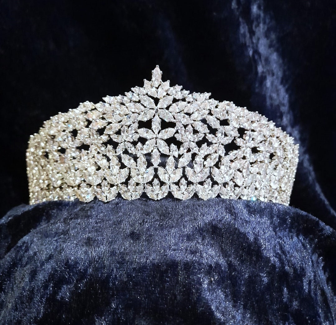 Silver Bridal Tiaradubai Style Tiarawedding Tiara Etsy