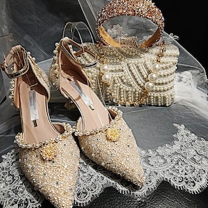 prom shoes for champagne dress What Color Shoes with a Champagne Dress? 8 Options!