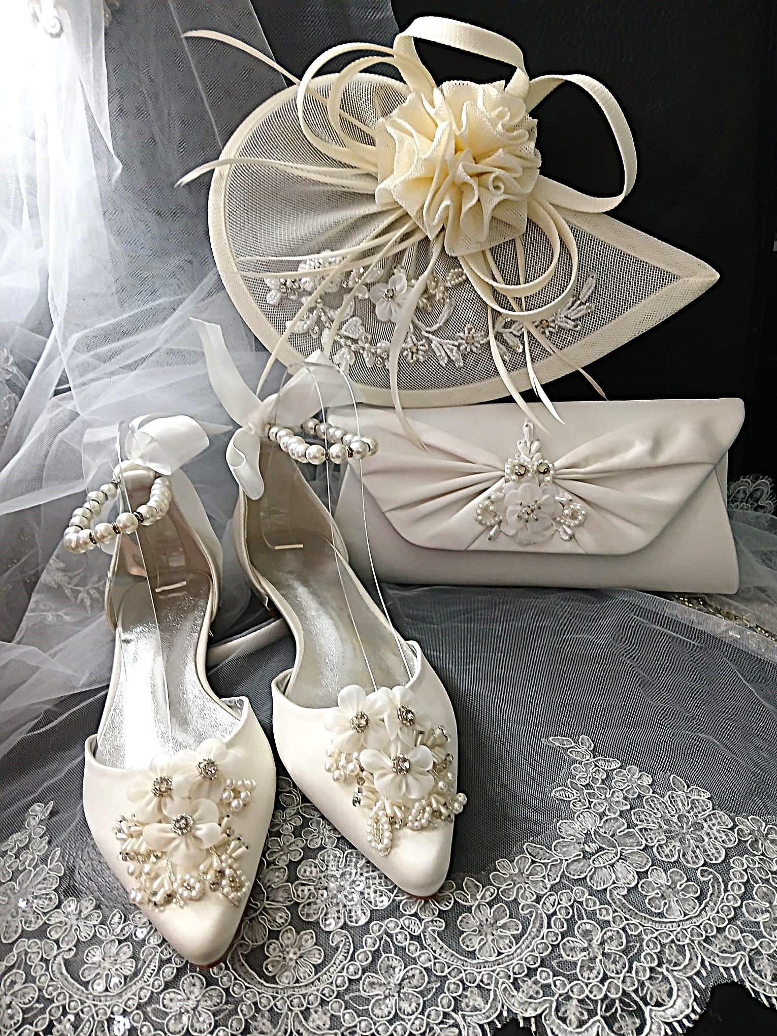 JuliasWeddingSalon - Etsy