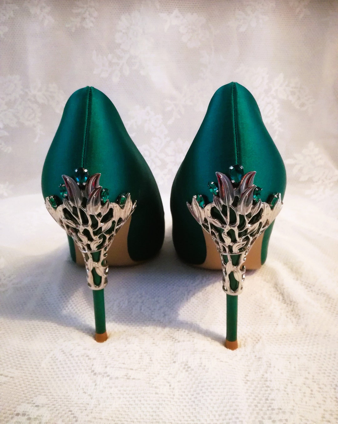 emerald green satin shoes