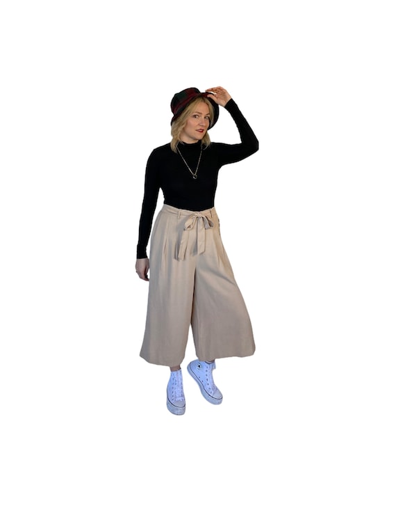 Culottes pants, dress pants, khaki pants - image 1