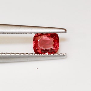 0.49Carat Natural Rare Padparadscha Sapphire King Sapphire Gemstone Cushion Cut With Very Good Color Very Good Luster | Heated Loose Stone
