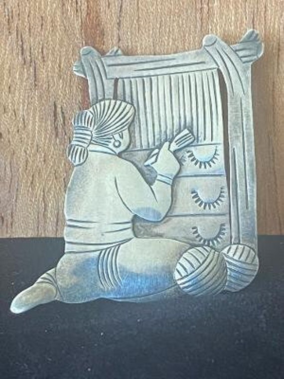 Detailed Vintage Native American Navajo Sterling Silver Weaver Pin Detailed Vintage Native American Navajo Sterling Silver Weaver Pin