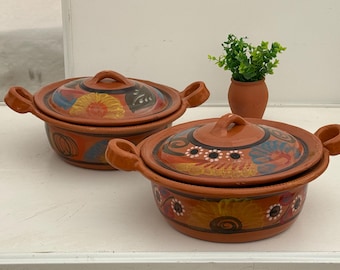 Farmhouse 13” vintage Mexican clay casserole: cazuela de Barro; arrocera freidora.