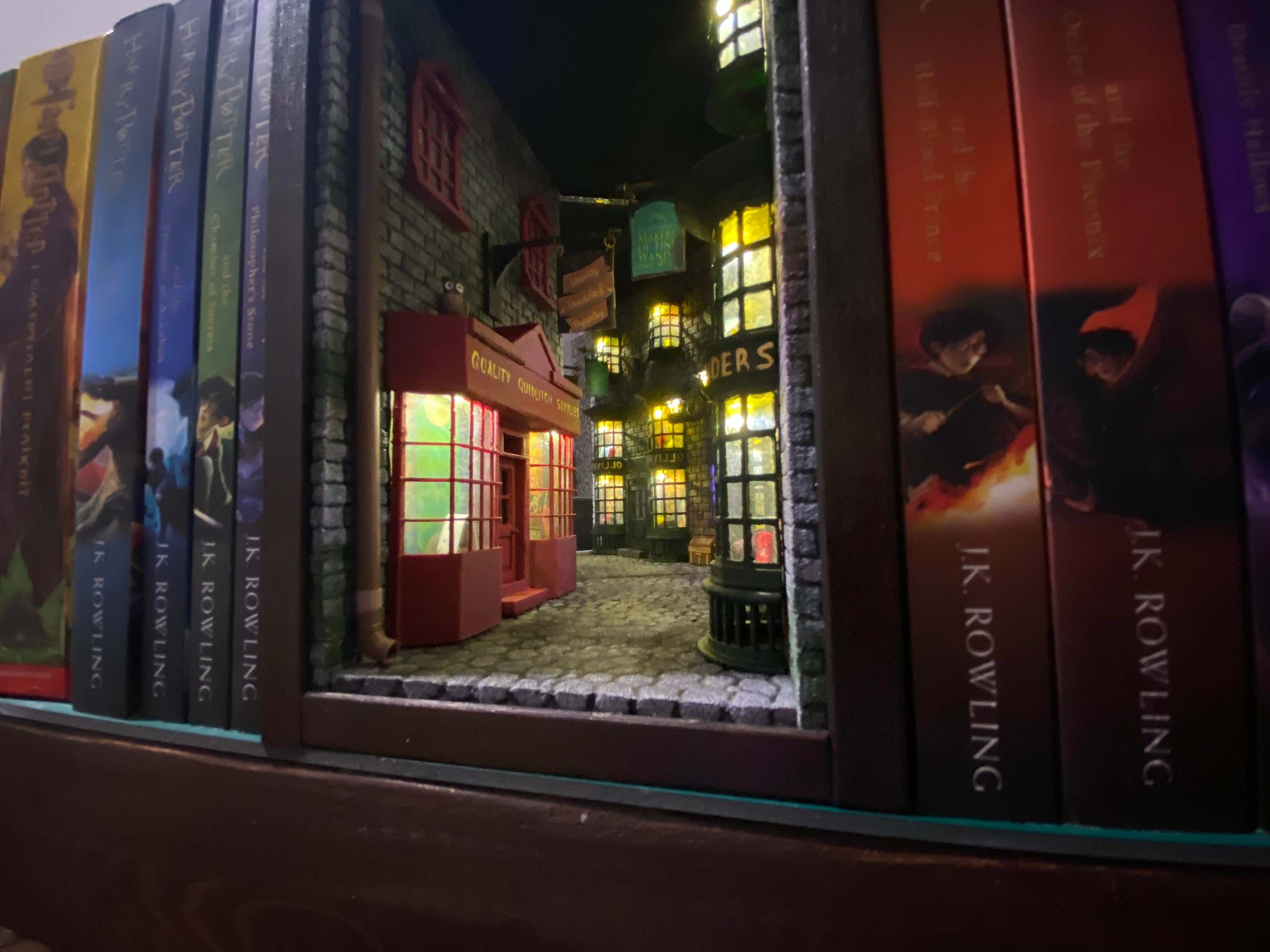 Book Nook Bookshelf Insert Magic Alley Book END Library Decor Miniature  Decoration Between Books Bookshelf Diorama Wizarding Alley 