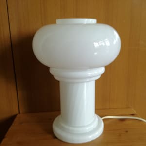 Vintage Space Age Table Lamp / Mid Century Modern White Murano Swirl Glass Table Lamp
