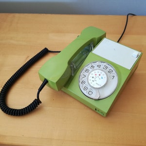 1970s Iskra Rotary Dial Telephone / Vintage Telephone, Made in Yugoslavia / Iskra ATA 31K Mid Century Modern Telephone image 1