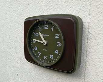 1970s Wall Clock Bauknecht, Made in West Germany / 70s Modern Plastic Clock / Mid Century Modern Clock / 1970s Interior Decor