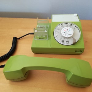 1970s Iskra Rotary Dial Telephone / Vintage Telephone, Made in Yugoslavia / Iskra ATA 31K Mid Century Modern Telephone image 3