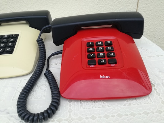 Iskra ETA 85 Telephone / Moma Vintage Iskra Telephone