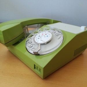 1970s Iskra Rotary Dial Telephone / Vintage Telephone, Made in Yugoslavia / Iskra ATA 31K Mid Century Modern Telephone image 5