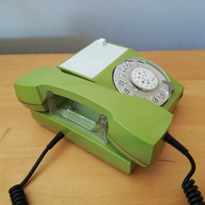 1970s Iskra Rotary Dial Telephone / Vintage Telephone, Made in Yugoslavia / Iskra ATA 31K Mid Century Modern Telephone image 2