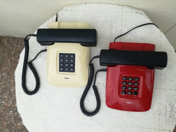 Iskra ETA 85 Telephone / Moma Vintage Iskra Telephone 