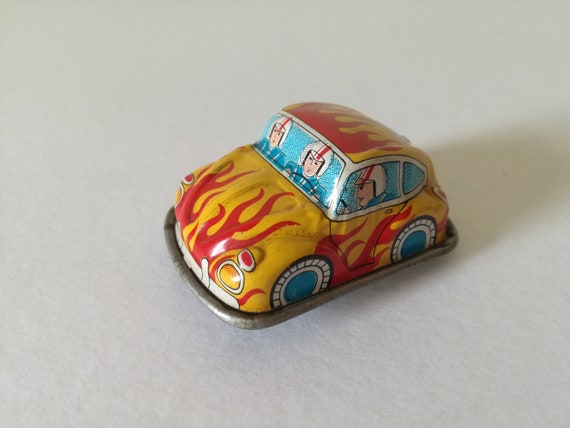 1960 年代のフリクションおもちゃの車 / ビンテージ日本製ブリキ