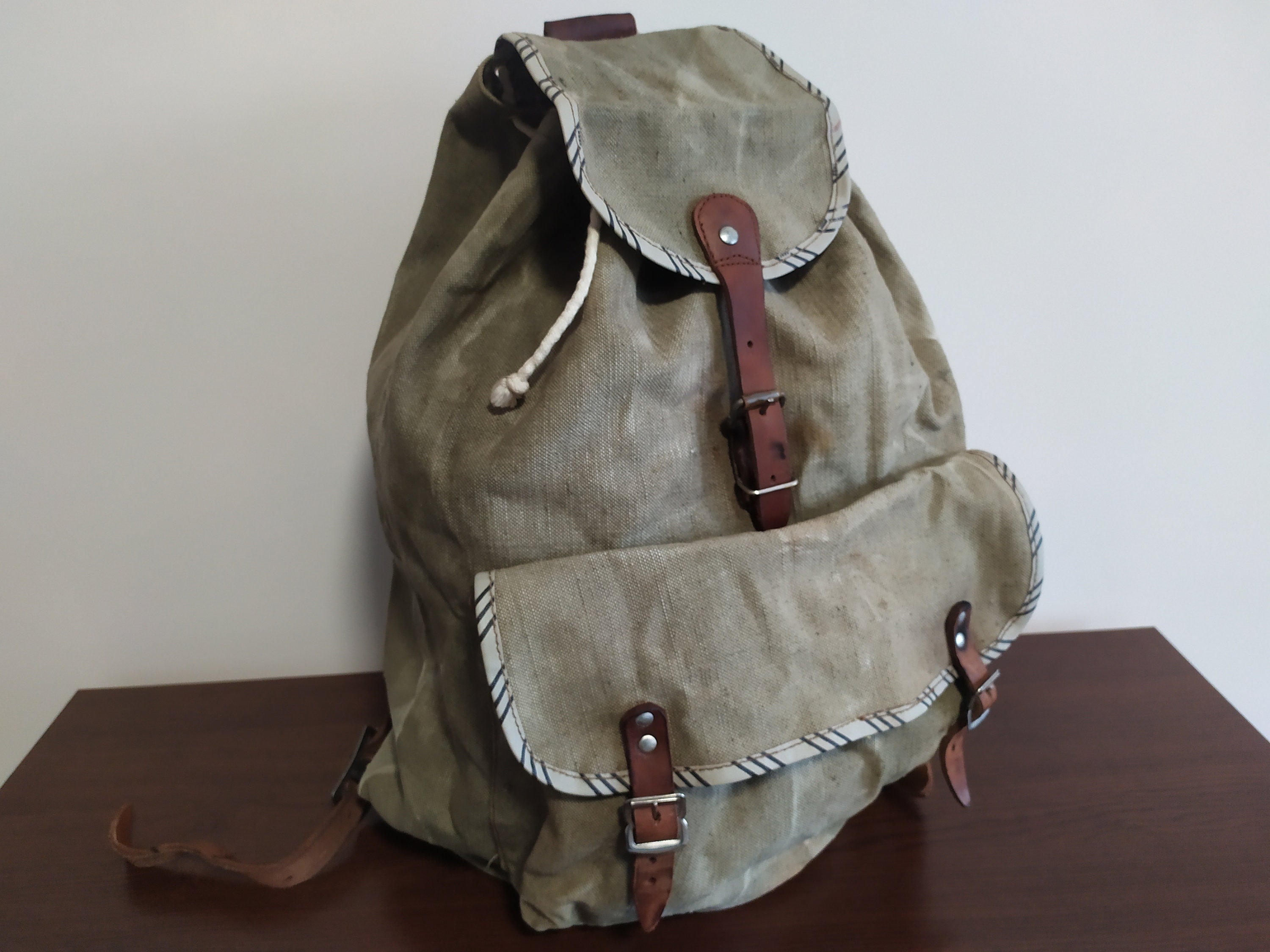 Vintage Military Backpack , Ancient Army Backpack, Green Army Bag With