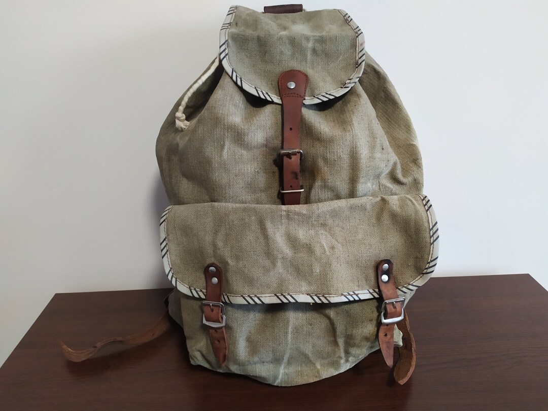 Vintage Military Backpack , Ancient Army Backpack, Green Army Bag With